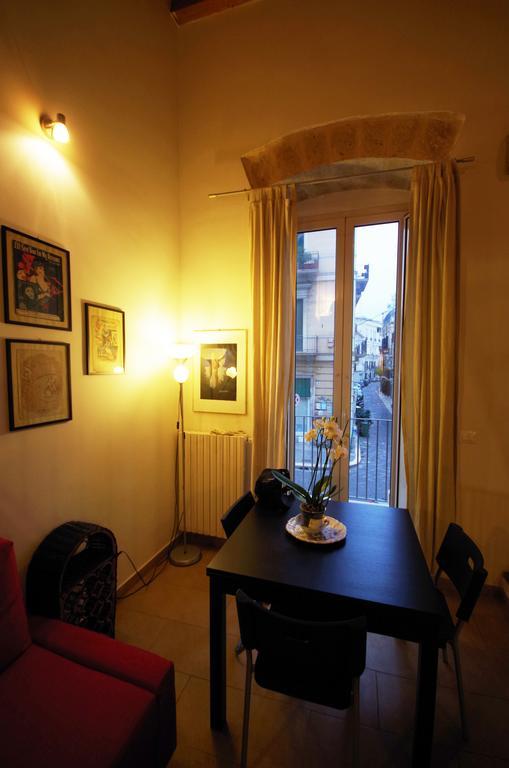 Piazzetta Santa Barbara Apartment Bari Room photo