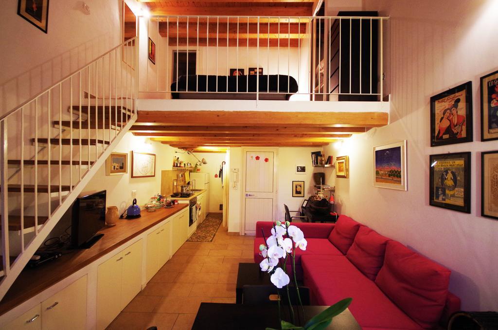Piazzetta Santa Barbara Apartment Bari Room photo